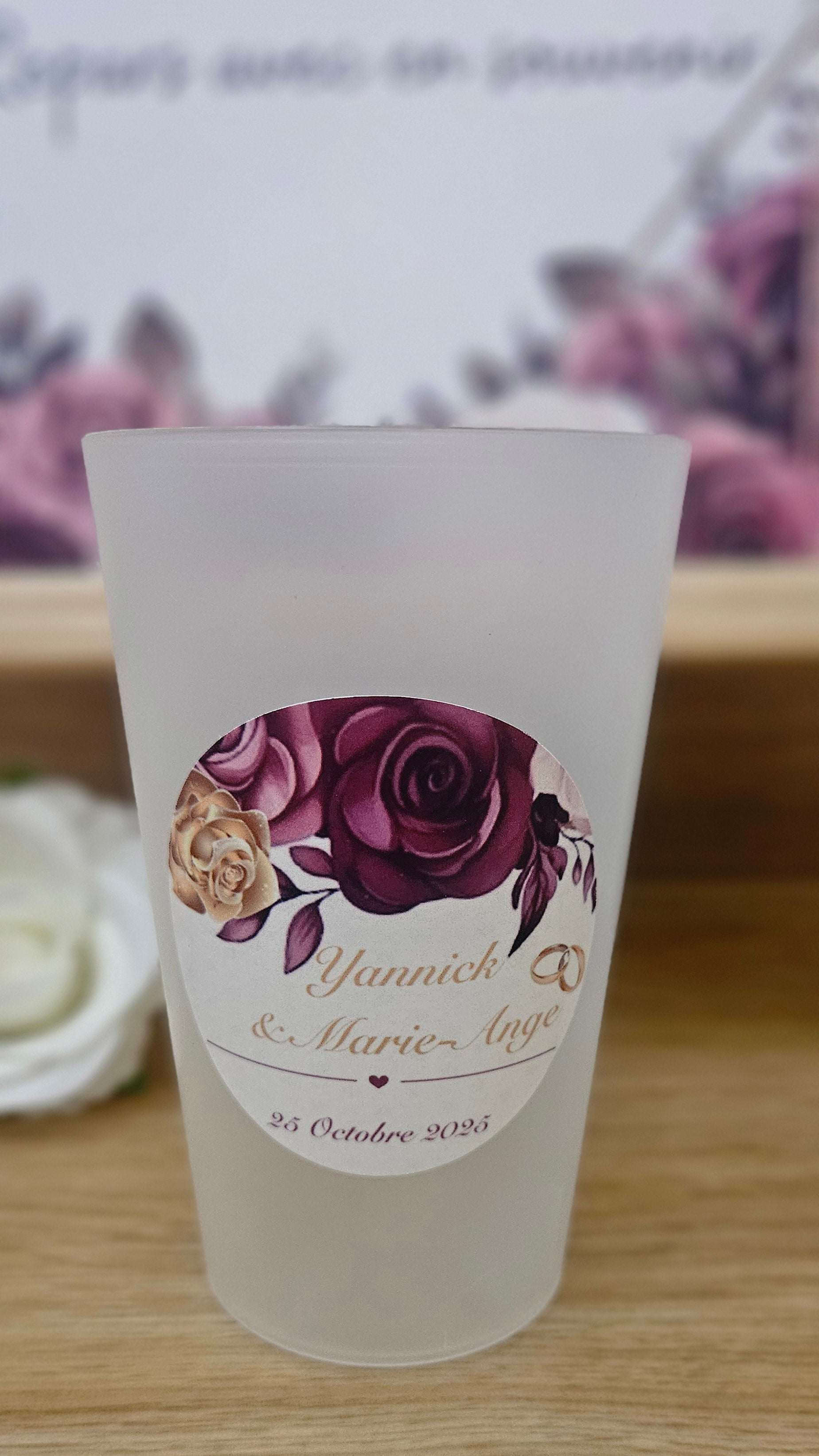 Gobelet mariage – Motif fleuri & romantique 🌹✨